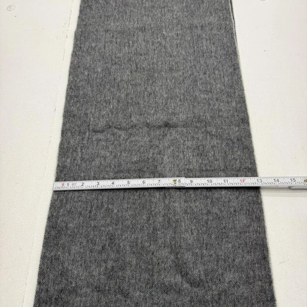Banana Republic Scarf Mens One Size Gray Wool Blend Fringe Winter Neck Warmer
